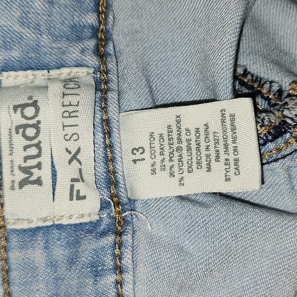 Mudd Flx Stretch Button Fly Cuffed Denim Shorts S… - image 3